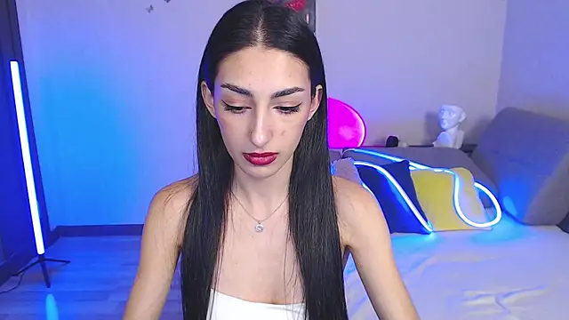 Lina Robbins online show from March 9, 2025, 12:42 am