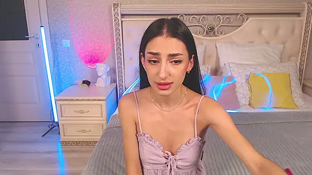 Lina Robbins online show from October 18, 2025, 11:16 pm