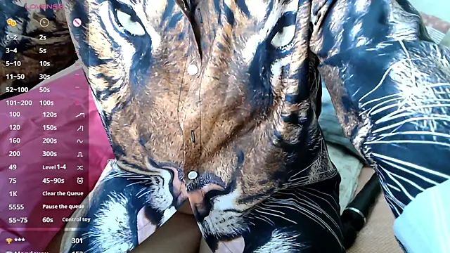 RoseStarr online show from September 18, 2025, 7:05 pm