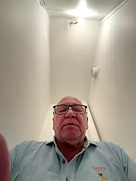 biggandybig online show from November 30, 2025, 9:41 pm