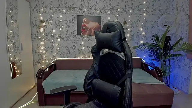 Eva Rosec online show from December 25, 2024, 3:06 pm