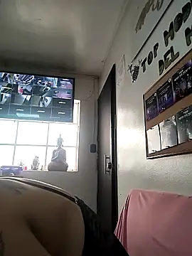 Yaumiko online show from September 11, 2025, 5:35 pm