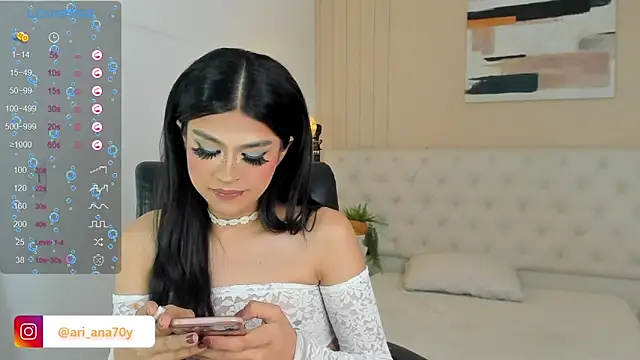 Snapshot of LOISE-XX chatting on February 24, 2026, 5:49 am LOISE-XX online show from February 24, 2026, 5:49 am