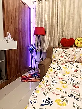 Snapshot of Divya_girl chatting on June 16, 2026, 11:46 am Divya girl online show from June 16, 2026, 11:46 am