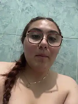 conniejames m online show from March 12, 2025, 4:19 am