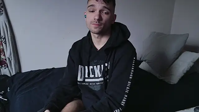 JackDesFeux online show from February 27, 2025, 2:10 pm