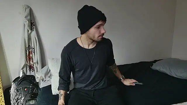 JackDesFeux online show from March 14, 2025, 6:18 pm