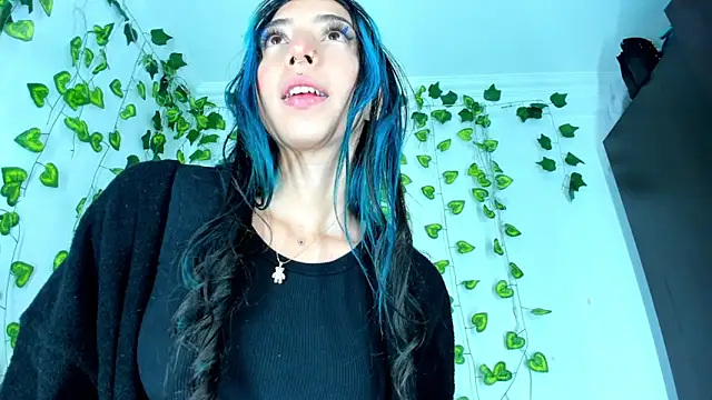 SaturnooStonee online show from December 20, 2024, 5:36 am