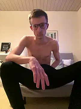 Sturmi18 online show from January 12, 2026, 4:12 pm