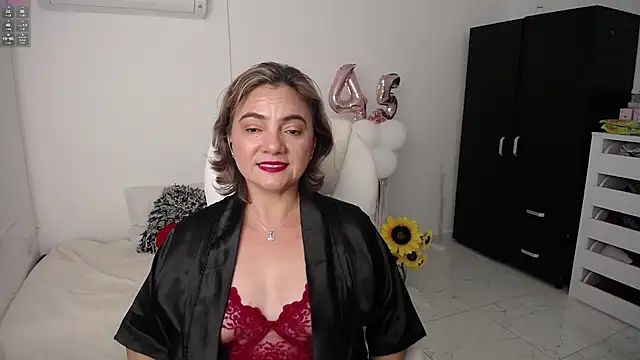 ana milf online show from January 26, 2025, 4:09 pm