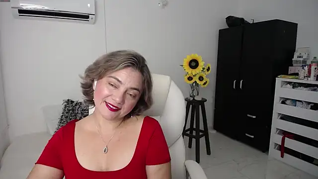 ana milf online show from March 6, 2025, 11:58 am