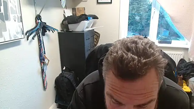 toptugger online show from November 19, 2025, 3:23 pm