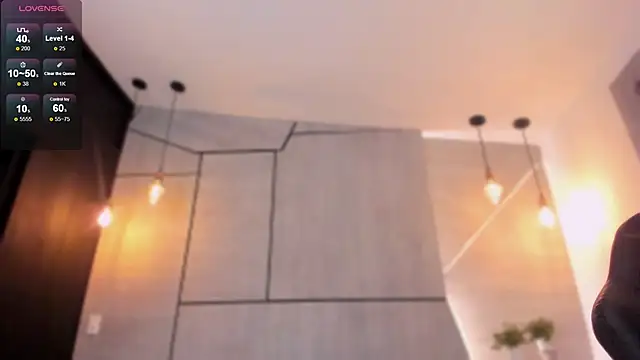 danii hill  online show from January 13, 2025, 4:39 am