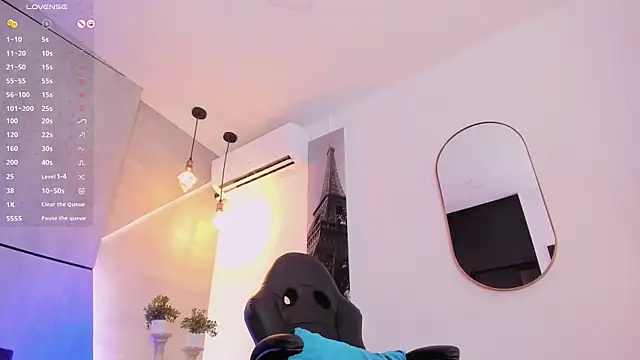 danii hill  online show from March 4, 2025, 4:06 am