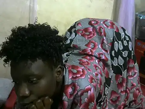 sexy butty  online show from December 30, 2024, 8:58 pm