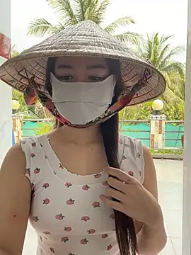 BabyThree  online show from February 15, 2025, 8:22 am