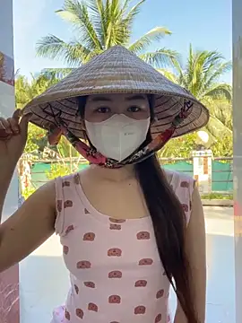 BabyThree  online show from February 18, 2025, 8:16 am