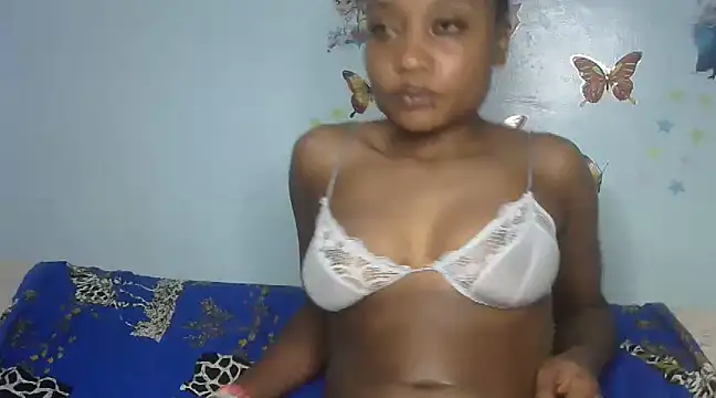 laetitia  online show from March 7, 2025, 8:22 pm