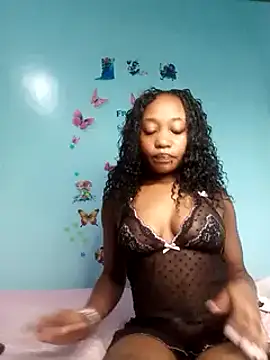 laetitia  online show from March 12, 2025, 2:45 pm