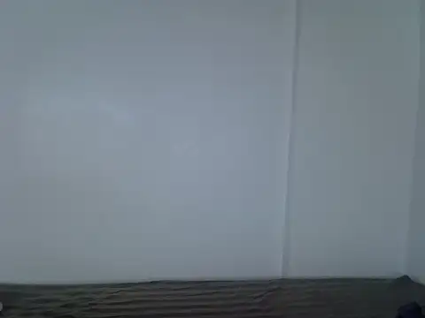 laetitia  online show from November 5, 2025, 2:06 pm