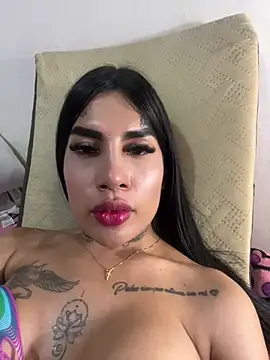 saragill323 online show from January 31, 2025, 3:30 am