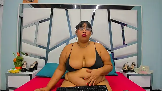 chanel hot 001 online show from November 14, 2025, 1:48 am