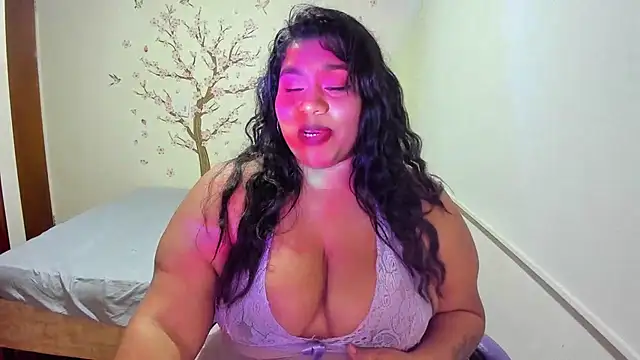 Snapshot of chanel_hot_001 chatting on June 8, 2026, 1:39 am chanel hot 001 online show from June 8, 2026, 1:39 am