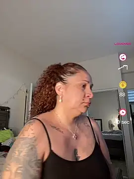 ladycreamypr2 online show from July 17, 2026, 10:47 pm