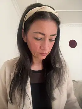 Yulia sx online show from May 28, 2026, 7:22 pm
