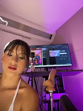 Snapshot of aria_greco chatting on May 1, 2026, 2:38 am aria greco online show from May 1, 2026, 2:38 am