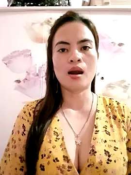 NgocQuyen2K online show from March 22, 2025, 11:11 am