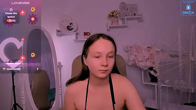 Ketrin n  online show from February 4, 2025, 1:38 pm