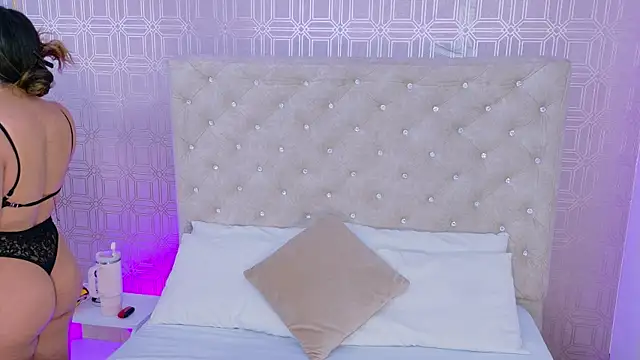 Sara Desire online show from September 11, 2025, 11:43 am