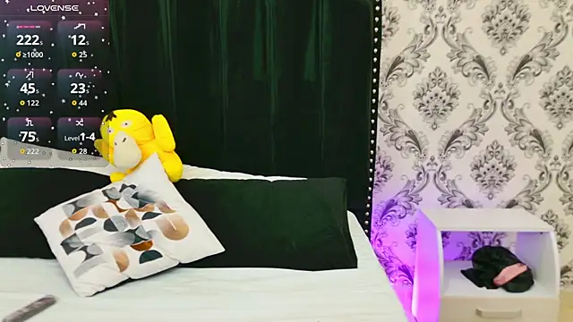 Sara Desire online show from October 1, 2025, 3:23 am