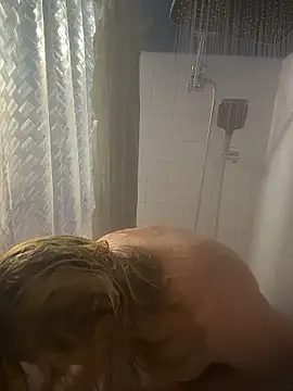 Snapshot of allissonw13 chatting on January 19, 2026, 3:38 pm allissonw13 online show from January 19, 2026, 3:38 pm