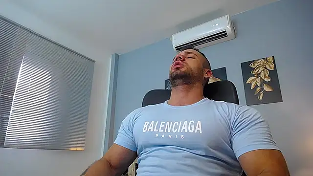 JeremyLowe online show from December 13, 2024, 1:22 pm