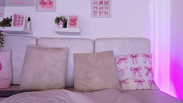 Malka Burning online show from February 15, 2026, 6:04 pm