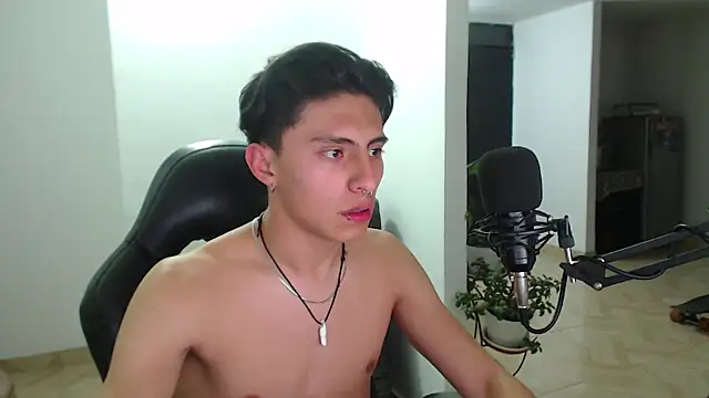 Snapshot of jay_dimarco2 chatting on September 12, 2025, 3:28 am jay dimarco2 online show from September 12, 2025, 3:28 am