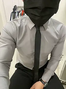 harrylouis1357 online show from February 26, 2025, 12:47 pm