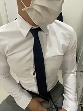 harrylouis1357 online show from March 8, 2025, 5:17 am