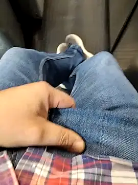 A man in public online show from October 4, 2025, 11:52 am