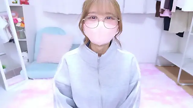 chihiro ri online show from November 8, 2025, 11:36 pm