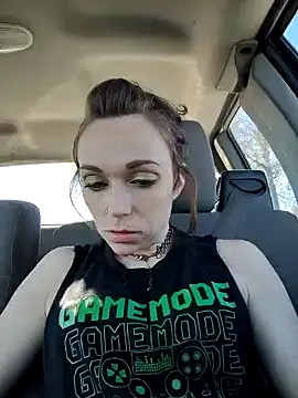 Snapshot of Genevieve143 chatting on January 18, 2025, 9:45 pm Genevieve143 online show from January 18, 2025, 9:45 pm