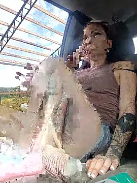 Snapshot of Genevieve143 chatting on September 24, 2025, 5:27 pm Genevieve143 online show from September 24, 2025, 5:27 pm