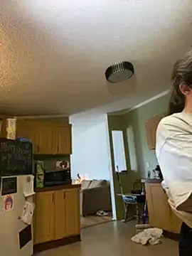 velvetta  online show from December 29, 2024, 3:35 pm