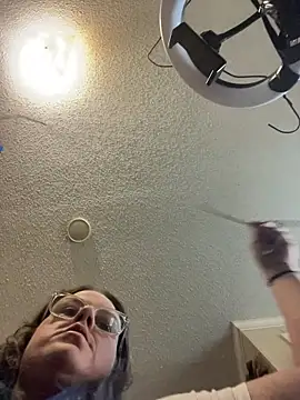 velvetta  online show from October 30, 2025, 5:57 pm