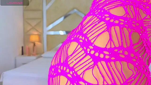 Tiphani walker  online show from November 2, 2025, 10:56 pm