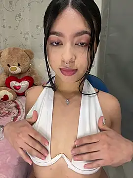 AliceJovovich online show from January 23, 2025, 10:54 am