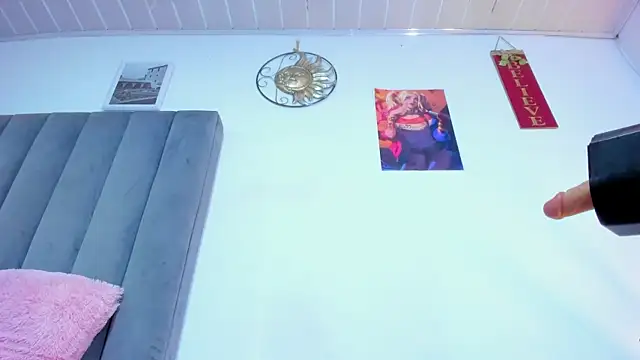 bathory vamps online show from February 28, 2025, 4:10 pm