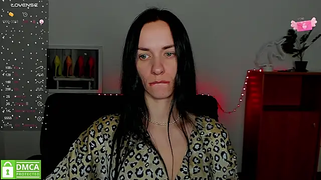 annakillianox online show from March 14, 2025, 9:24 am